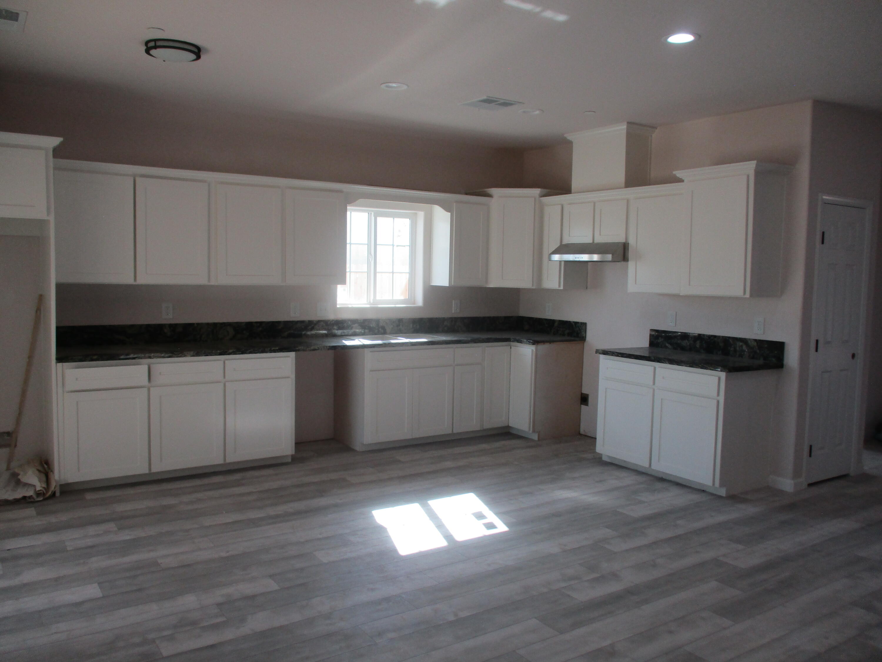 41372 David Road Orosi, CA 93647 - Photo 8 of 20 IMG_2277