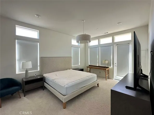 $5,300 | 109 Newall, Irvine, CA 92618