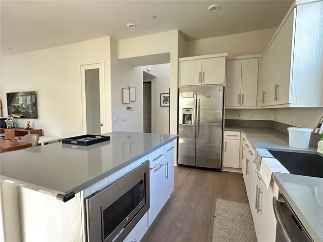 $5,300 | 109 Newall, Irvine, CA 92618