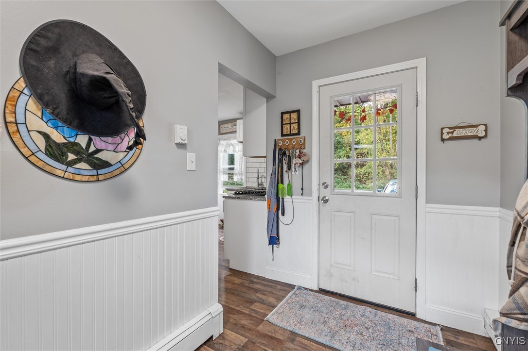 1387 County Rte 9 Volney, NY 13069 - Photo 8 of 40