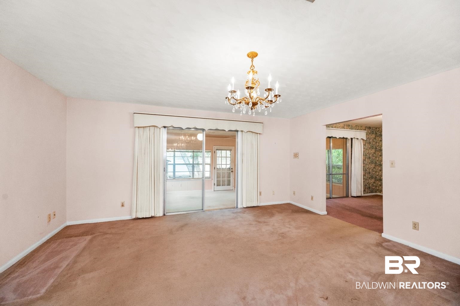 9699 Soldier Creek Road Lillian, AL 36549 - Photo 17 of 50 Living Room