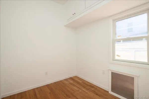 $1,499,999 | 148-11 10th Avenue | Whitestone