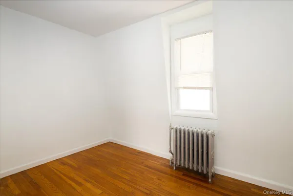 $1,499,999 | 148-11 10th Avenue | Whitestone