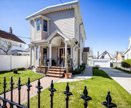 $1,499,999 | 148-11 10th Avenue | Whitestone