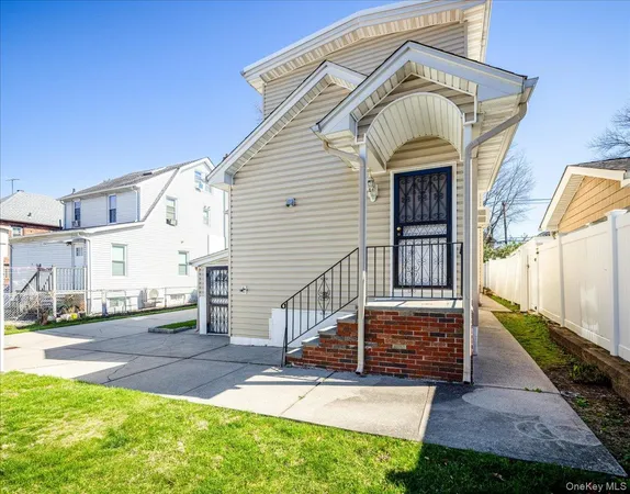 $1,499,999 | 148-11 10th Avenue | Whitestone