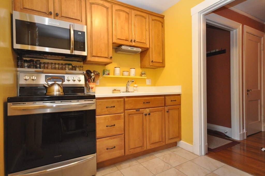 298 Main Street, Unit 12 Wakefield, MA 01880 - Photo 19 of 25