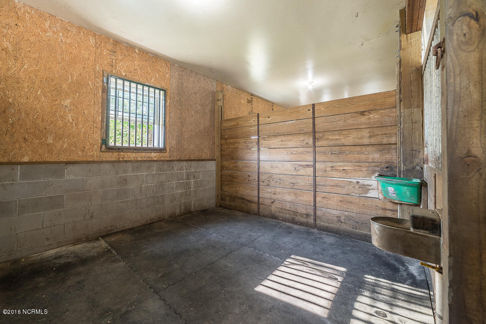 1040 West Firetower Road Swansboro, NC 28584 - Photo 32 of 43 Styron Photo-8165-HDR