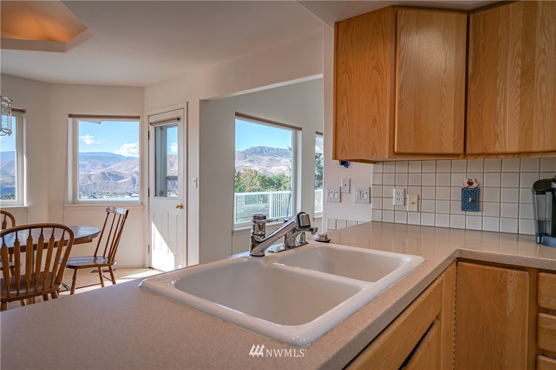 4123 Knowles Road Wenatchee, WA 98801 - Photo 15 of 40 Gallery Image 15