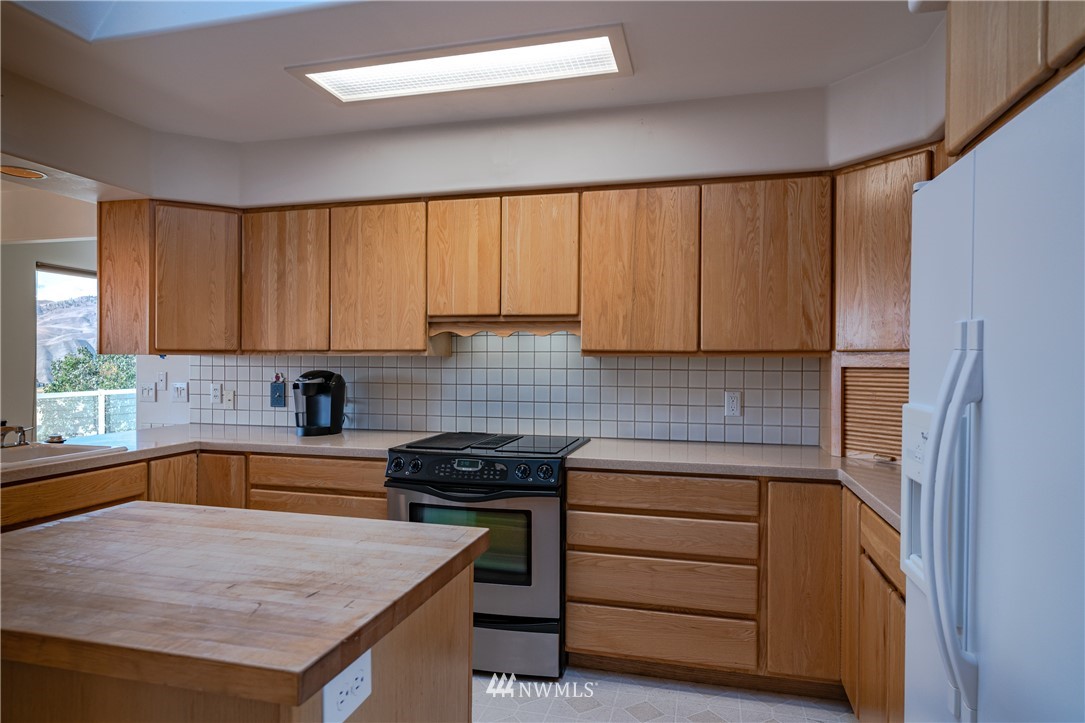 4123 Knowles Road Wenatchee, WA 98801 - Photo 16 of 40 Gallery Image 16