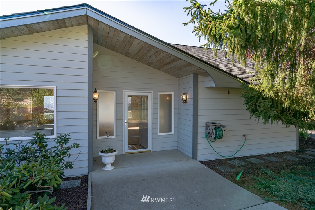 4123 Knowles Road Wenatchee, WA 98801 - Photo 4 of 40 Gallery Image 4