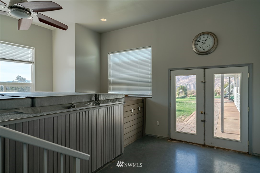 4123 Knowles Road Wenatchee, WA 98801 - Photo 36 of 40 Gallery Image 36