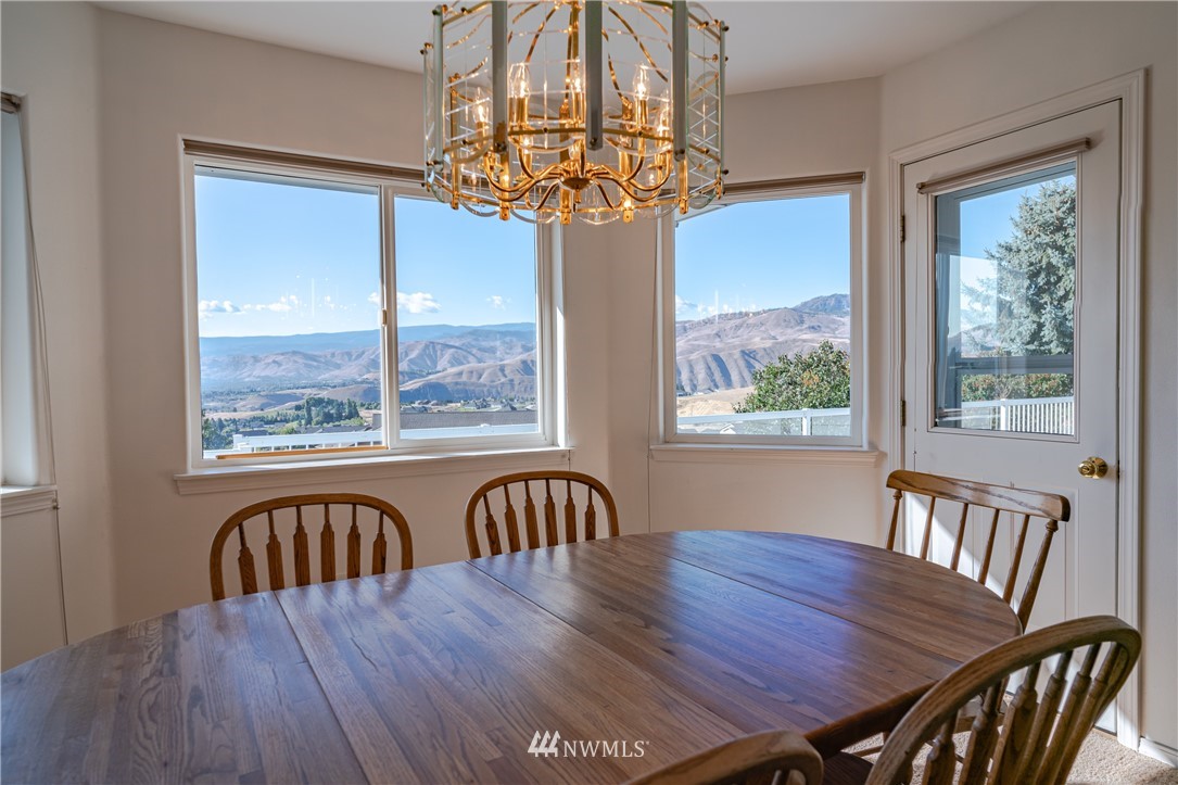 4123 Knowles Road Wenatchee, WA 98801 - Photo 9 of 40 Gallery Image 9