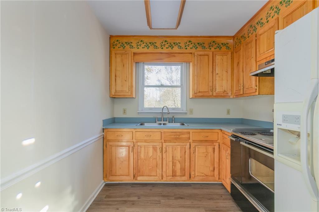 4981 Davis Road Winston-Salem, NC 27105 - Photo 10 of 30 Gallery Image 10
