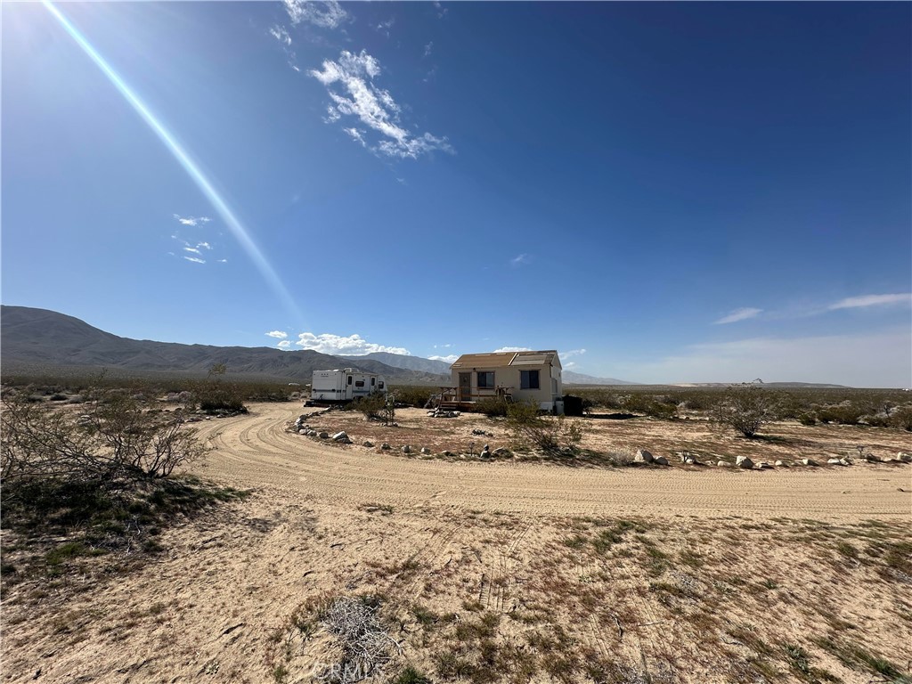 777 Walker Road Johnson Valley, CA 92285 - Photo 15 of 21