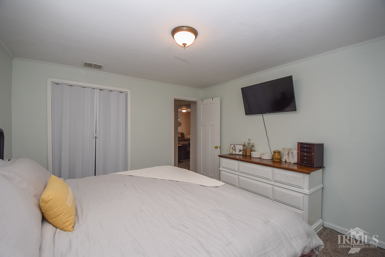 6317 West Taylor Road Muncie, IN 47304 - Photo 11 of 24 Gallery Image 11