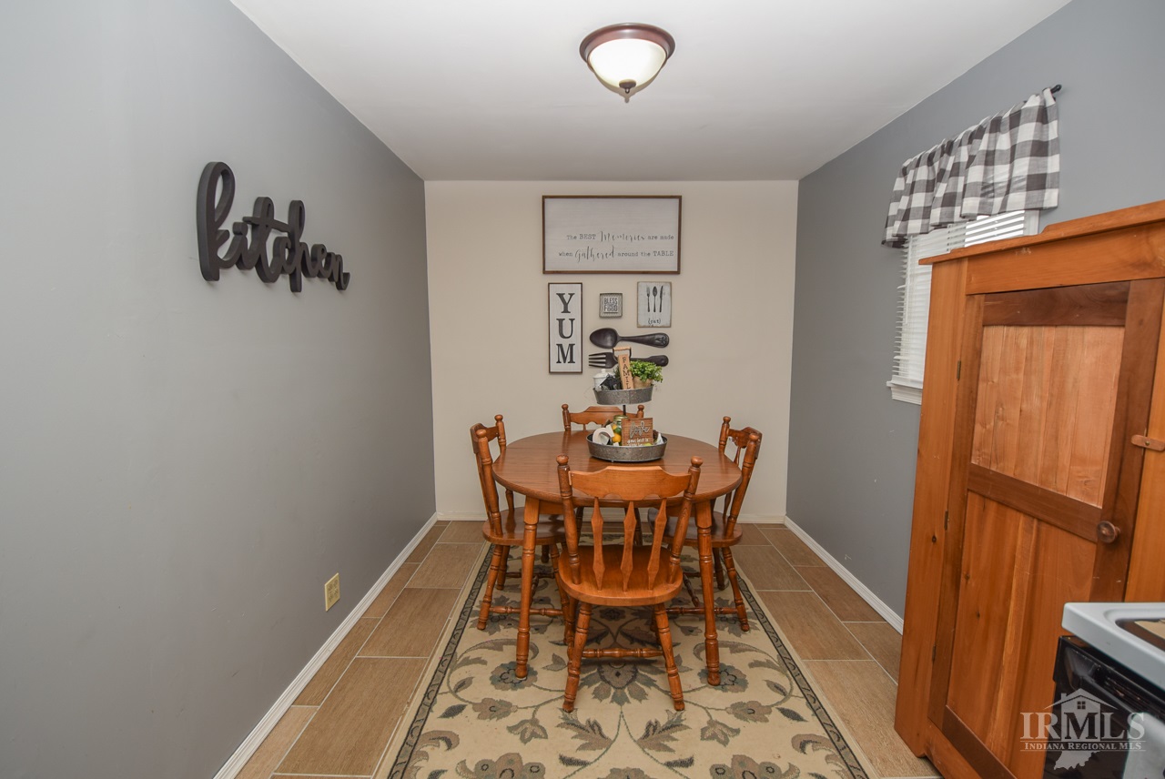 6317 West Taylor Road Muncie, IN 47304 - Photo 9 of 24 Gallery Image 9