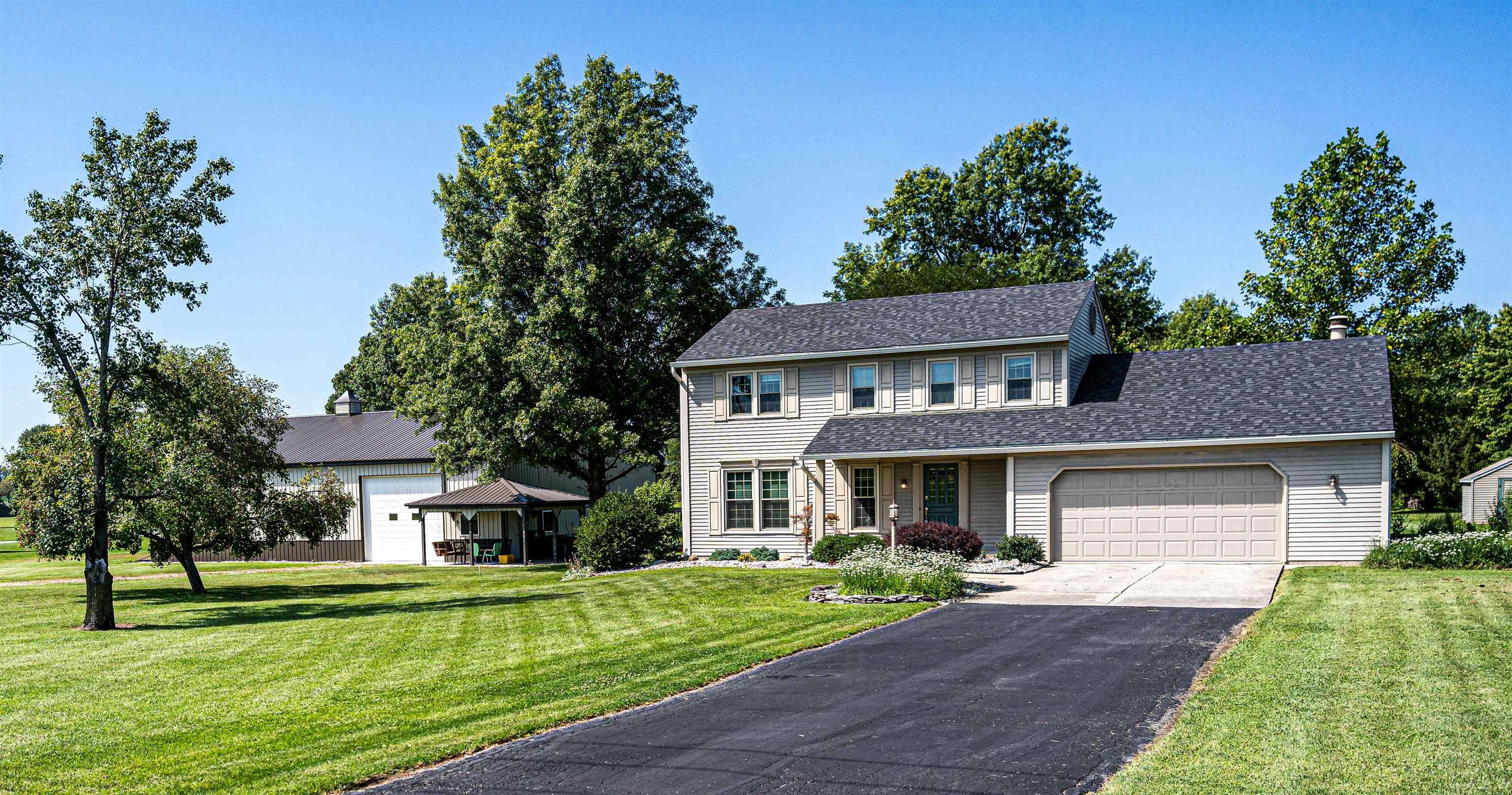 10102 Trentman Road Fort Wayne, IN 46816 - Photo 1 of 36