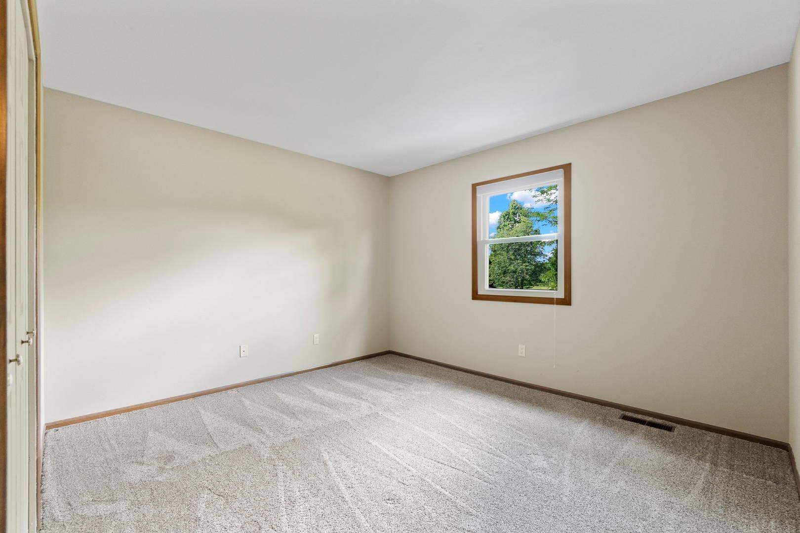 10102 Trentman Road Fort Wayne, IN 46816 - Photo 25 of 36