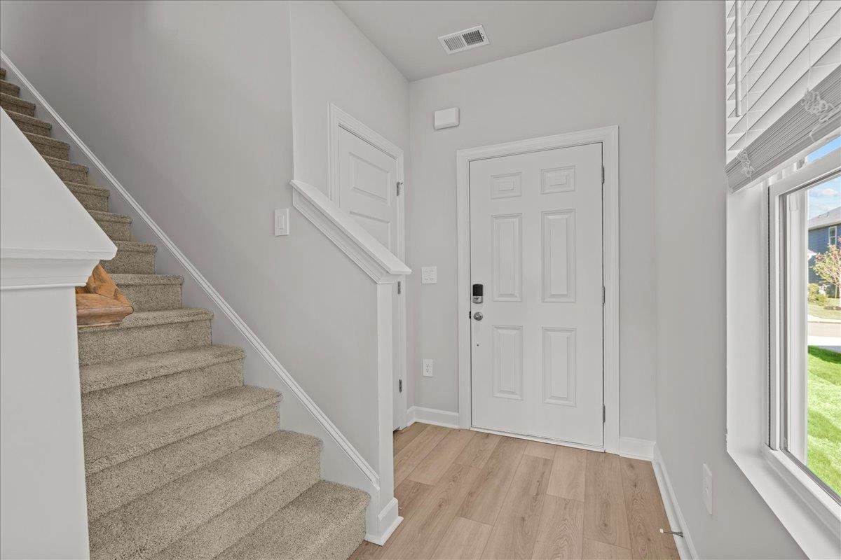 407 Shortleaf Lane Pendleton, SC 29670 - Photo 4 of 37