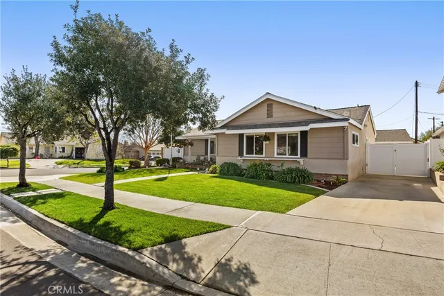 $999,900 | 15854 Shadywood Court, La Mirada, CA 90638