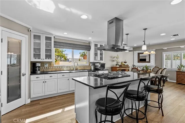 $999,900 | 15854 Shadywood Court, La Mirada, CA 90638