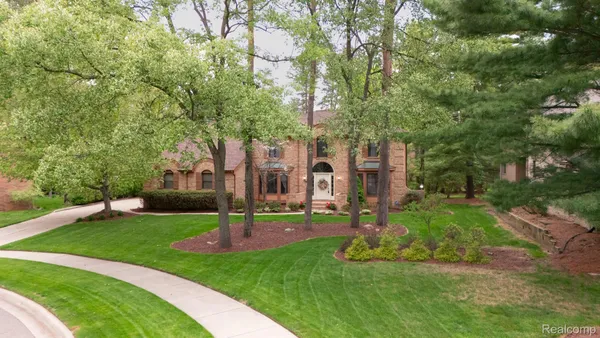 $629,900 | 1790 Sashabaw Drive, Okemos, MI 48864