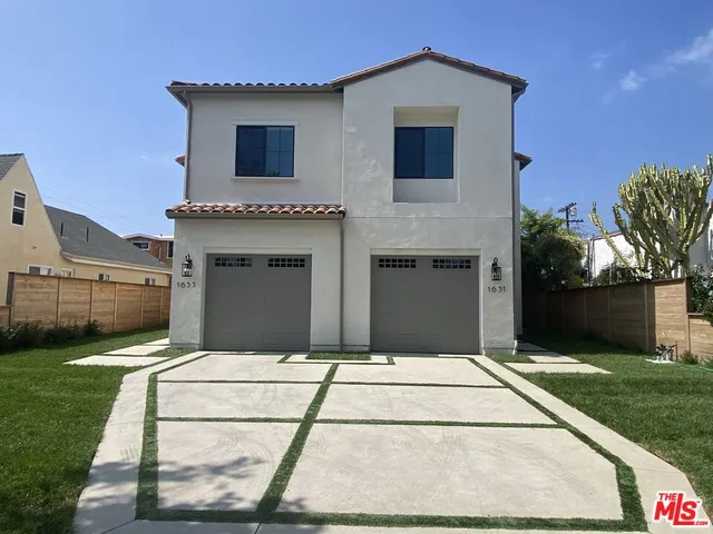 a house view with a outdoor space