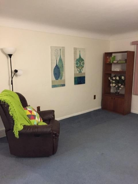 5338 East R Avenue Portage, MI 49002 - Photo 3 of 20 Living room