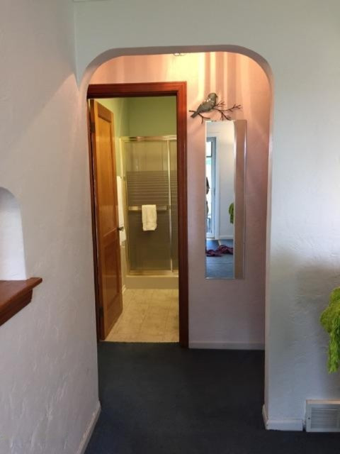 5338 East R Avenue Portage, MI 49002 - Photo 7 of 20 Hallway
