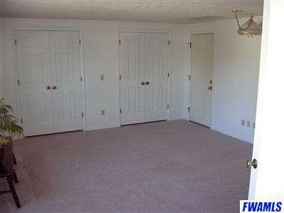 9137 St Joe Road Fort Wayne, IN 46835 - Photo 6 of 10