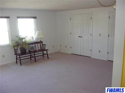 9137 St Joe Road Fort Wayne, IN 46835 - Photo 7 of 10