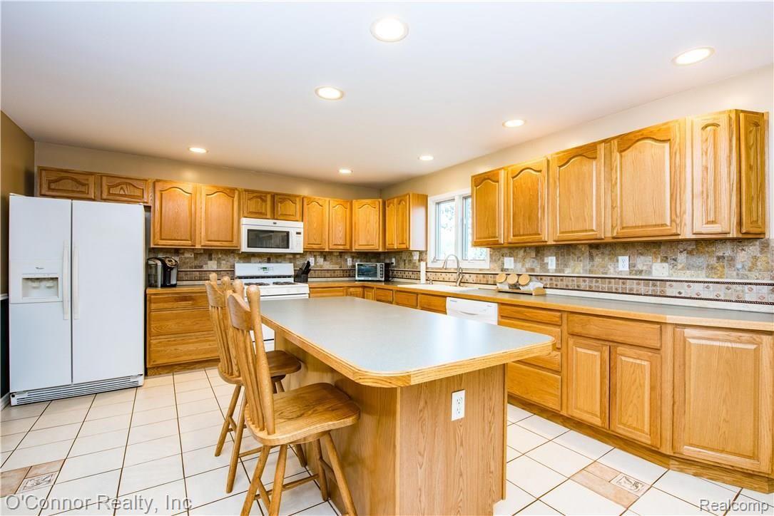 586 Mayer Road Columbus, MI 48063 - Photo 2 of 25 586 Mayer-6.jpg