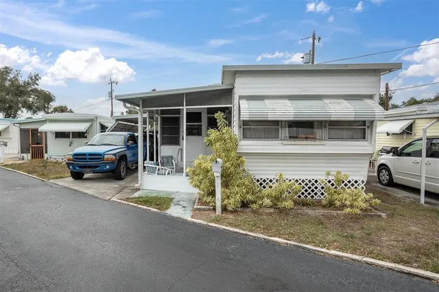 $72,000 | 7801 34th Avenue North, Unit 70, St. Petersburg, FL 33710