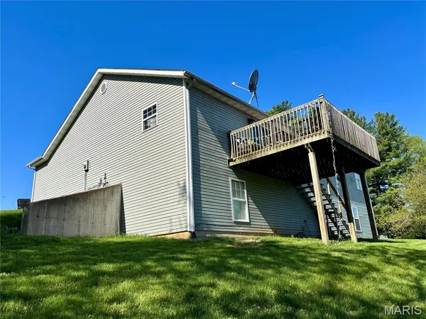 $269,900 | 17604 Monaco Drive, Brighton, IL 62012
