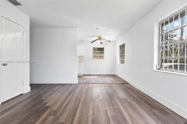 $2,200 | 4201 Northwest 25th Avenue, Unit 2, Miami, FL 33142