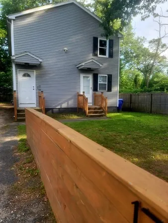 $1,950 | 15-17 Otis Court, Unit 17, Springfield, MA 01119