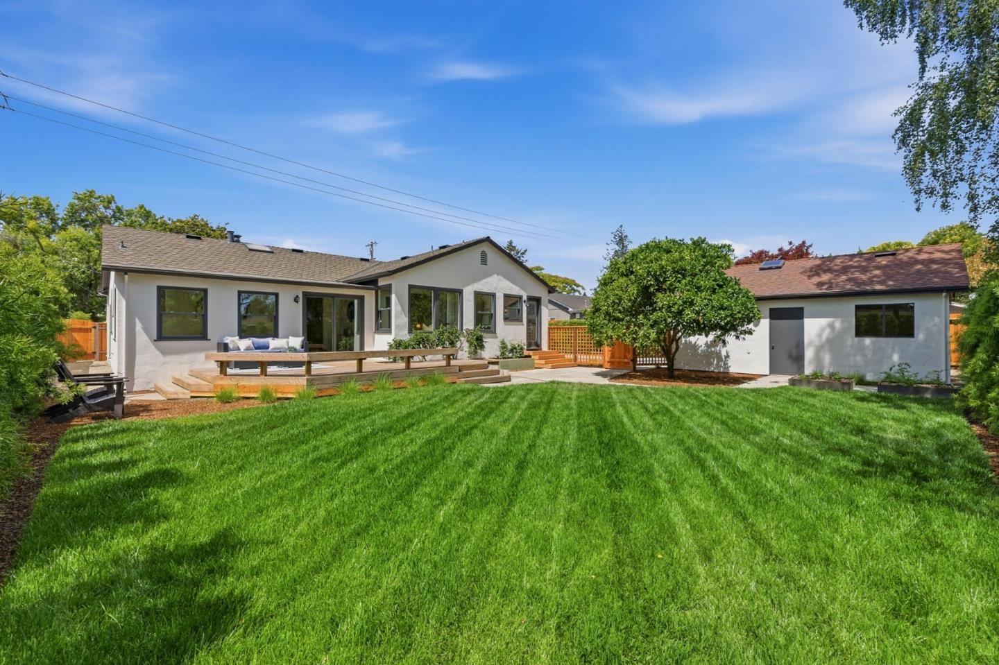 2351 Louis Road Palo Alto, CA 94303 - Photo 36 of 42