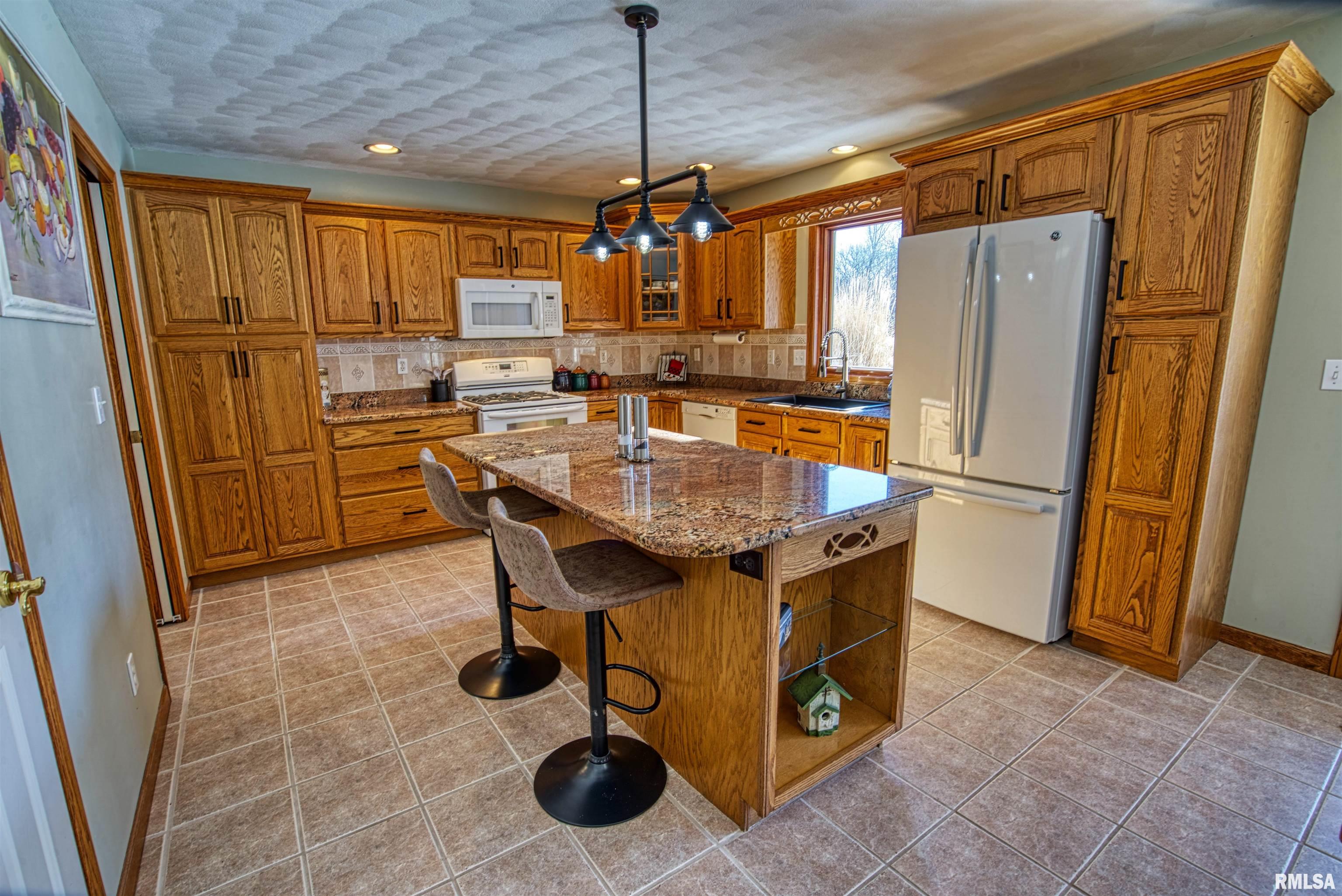 3812 South Wheatfield Way Mapleton, IL 61547 - Photo 10 of 42