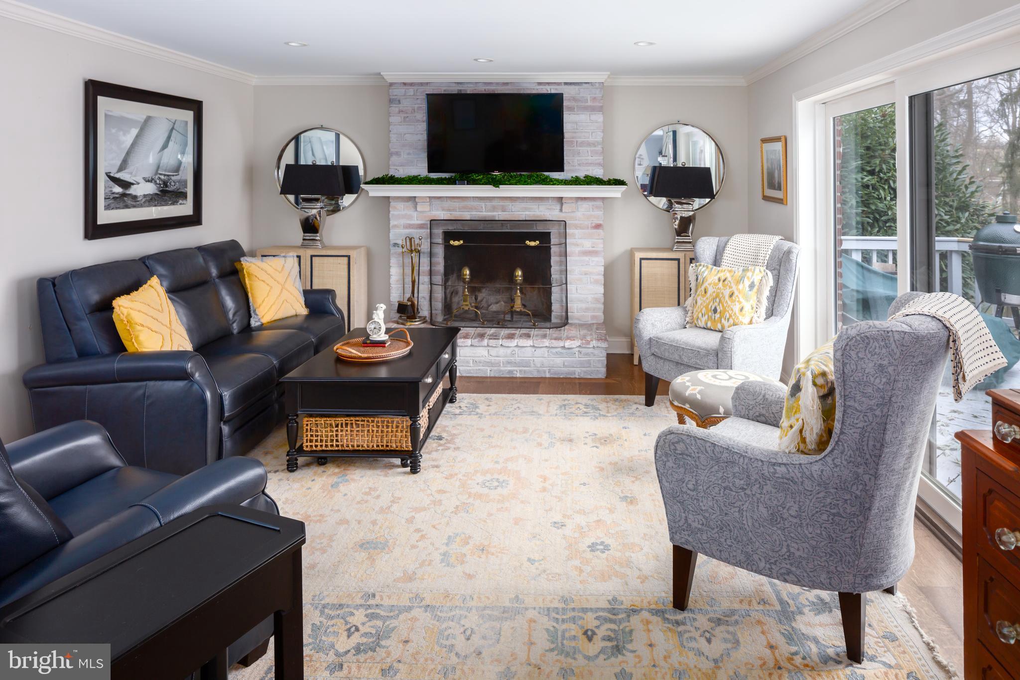 664 Malin Road Newtown Square, PA 19073 - Photo 13 of 42 Family Room.