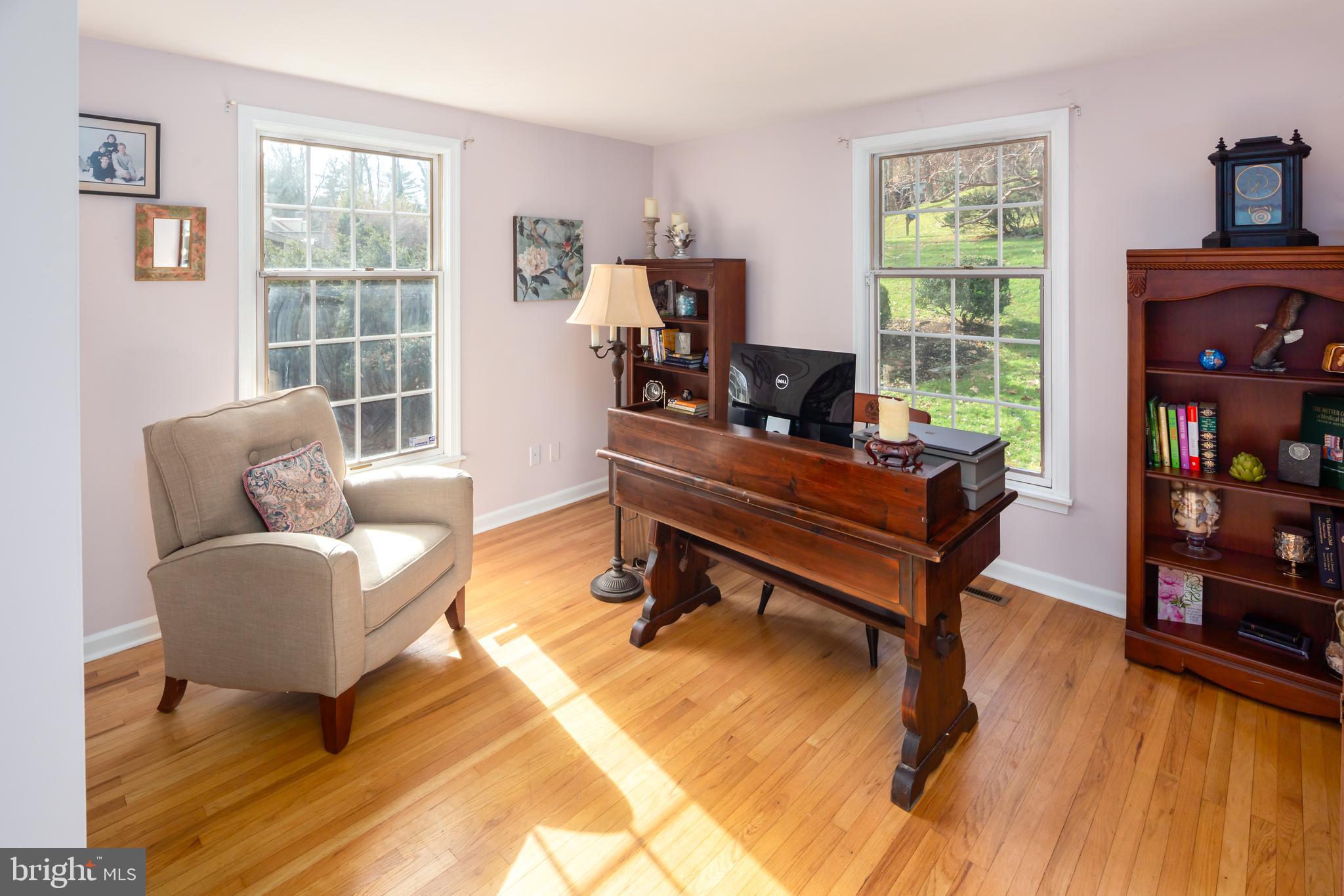 664 Malin Road Newtown Square, PA 19073 - Photo 16 of 42 Den/Office.