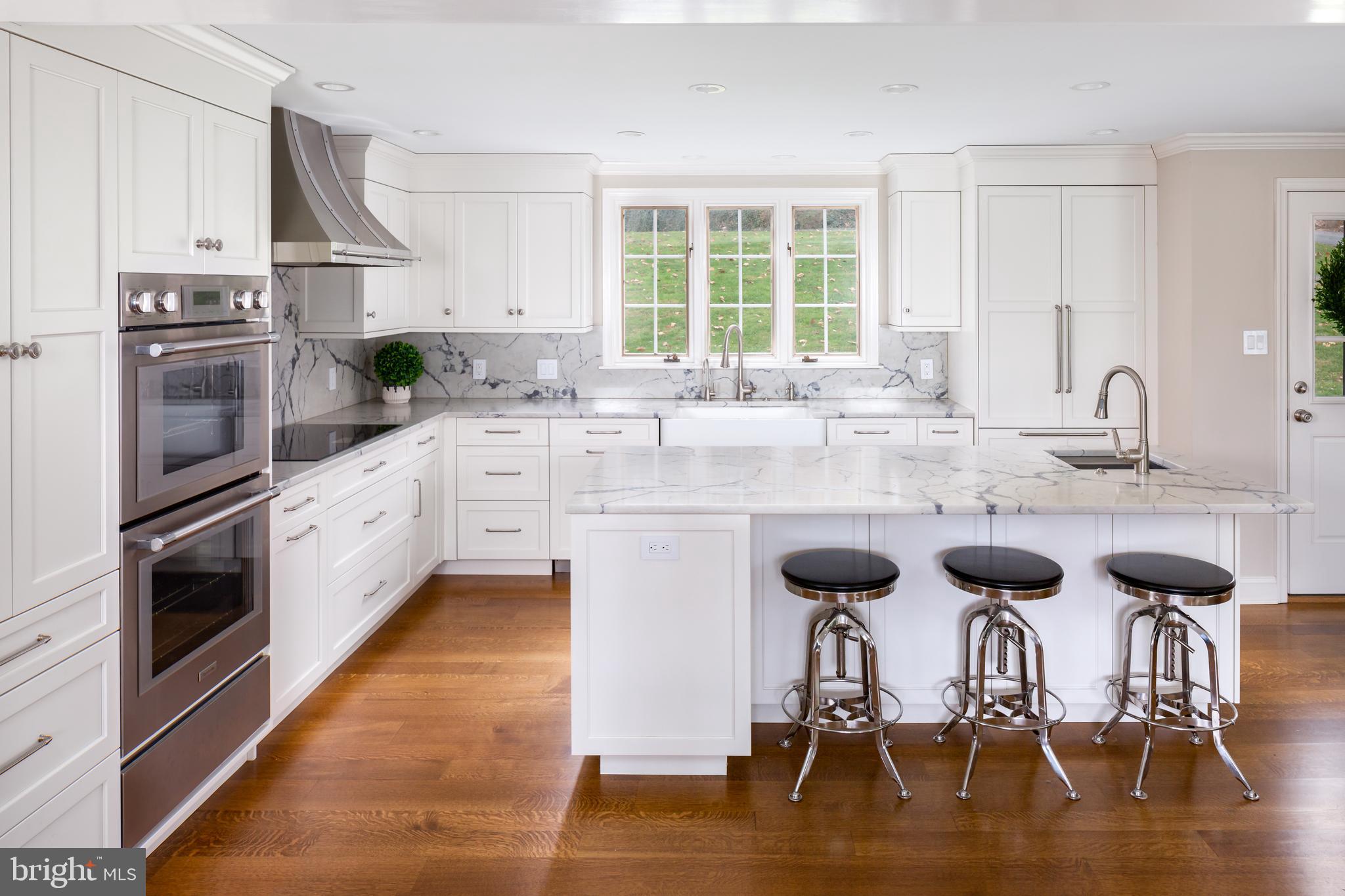 664 Malin Road Newtown Square, PA 19073 - Photo 10 of 42 Kitchen.