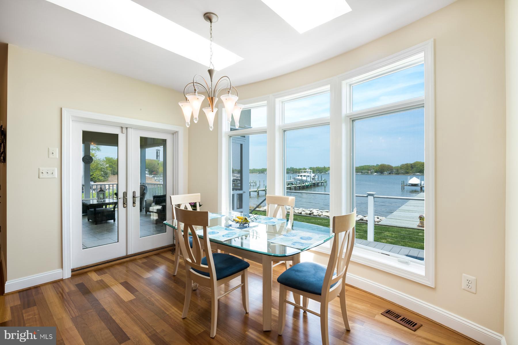 3745 Thomas Point Road Annapolis, MD 21403 - Photo 12 of 26 Casual dining with water views