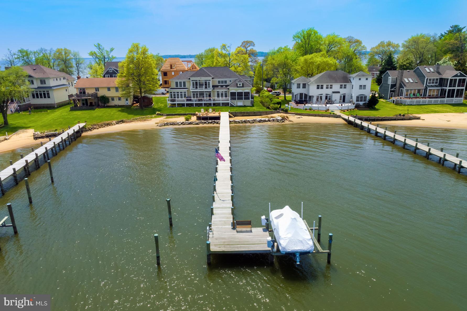 3745 Thomas Point Road Annapolis, MD 21403 - Photo 14 of 26 Aerial view of the home and pier