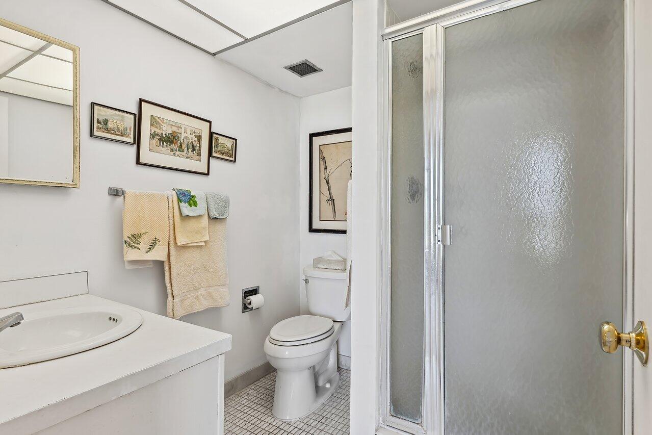 13 Royal Palm Way, Unit 602 Boca Raton, FL 33432 - Photo 23 of 41 024-13RoyalPalmWay-Unit602-BocaRaton-FL-