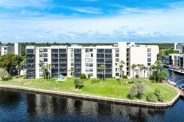 $375,000 | 13 Royal Palm Way, Unit 602, Boca Raton, FL 33432
