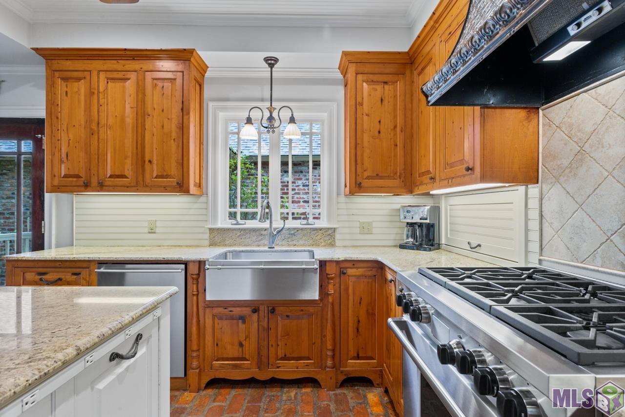 10215 Barringer Foreman Road Baton Rouge, LA 70809 - Photo 29 of 35