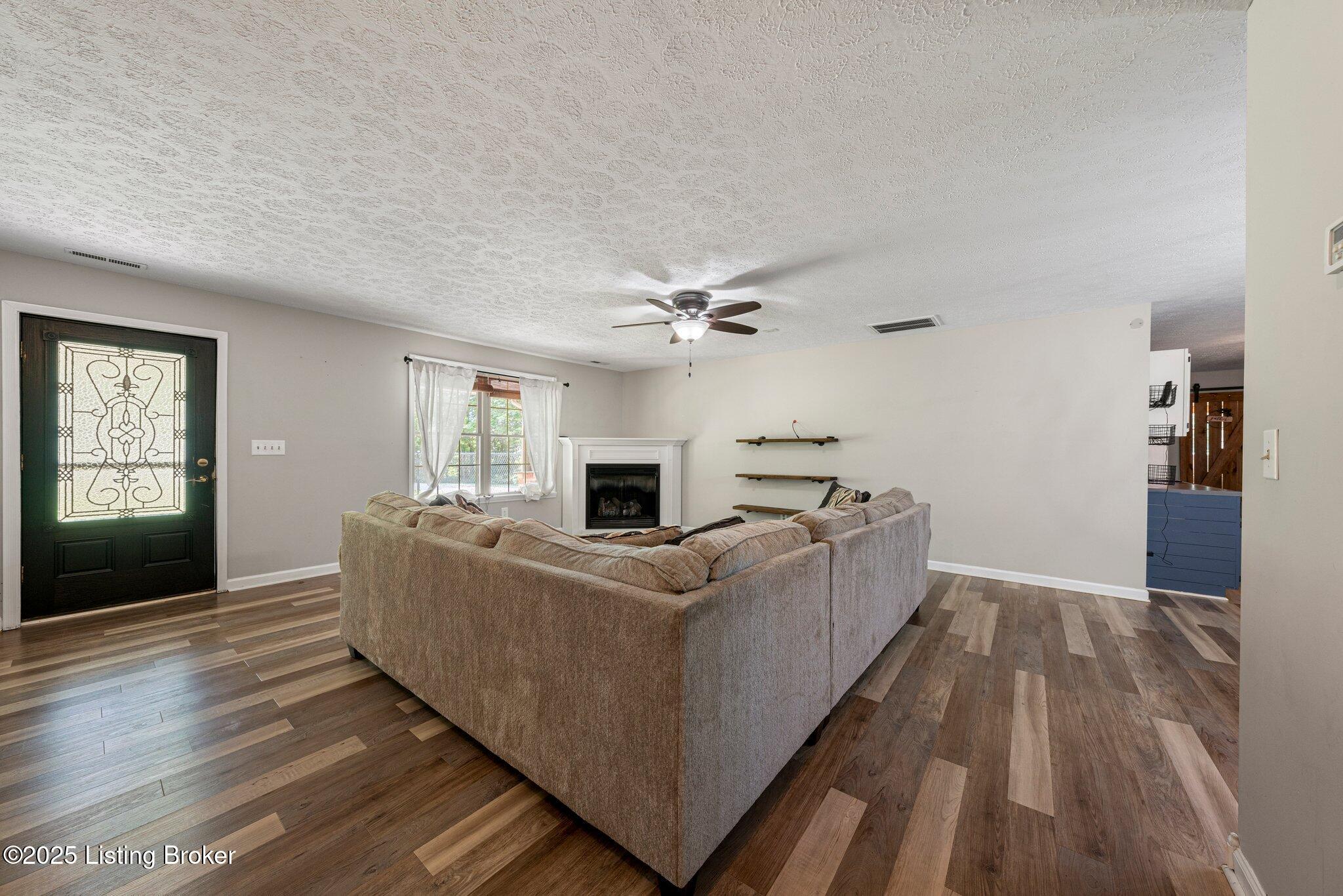 606 Lone Oak Road Clarkson, KY 42726 - Photo 16 of 26 16-web-or-mls-DSC03008