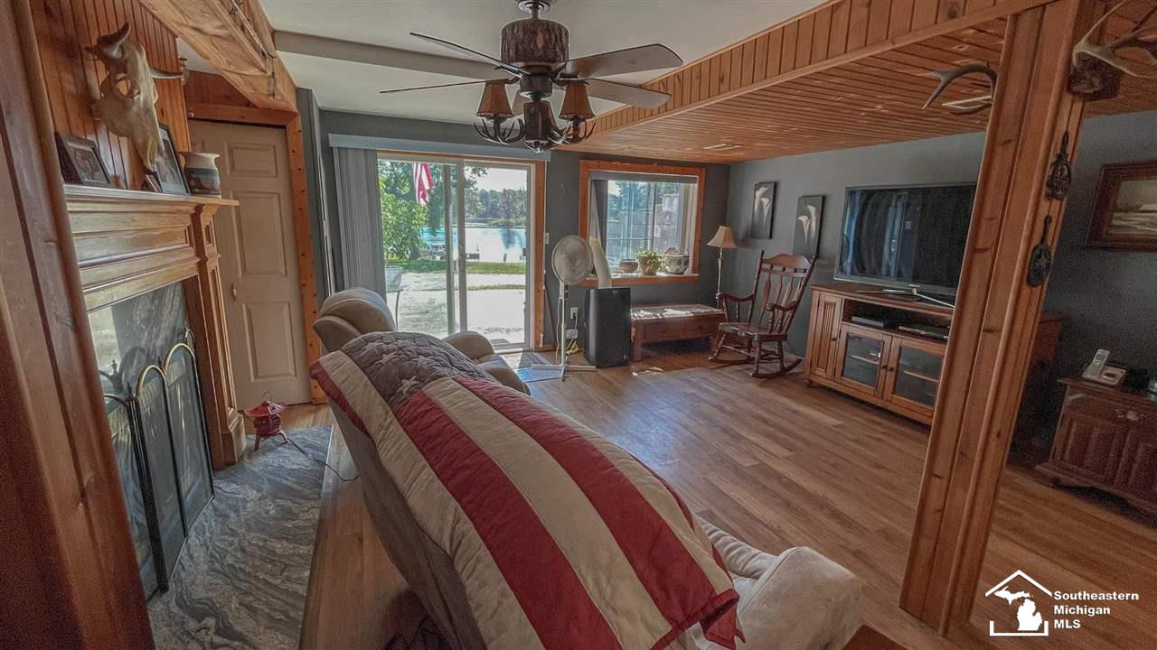 2539 Henry Road Lapeer, MI 48446 - Photo 10 of 23 50051139-9.JPG