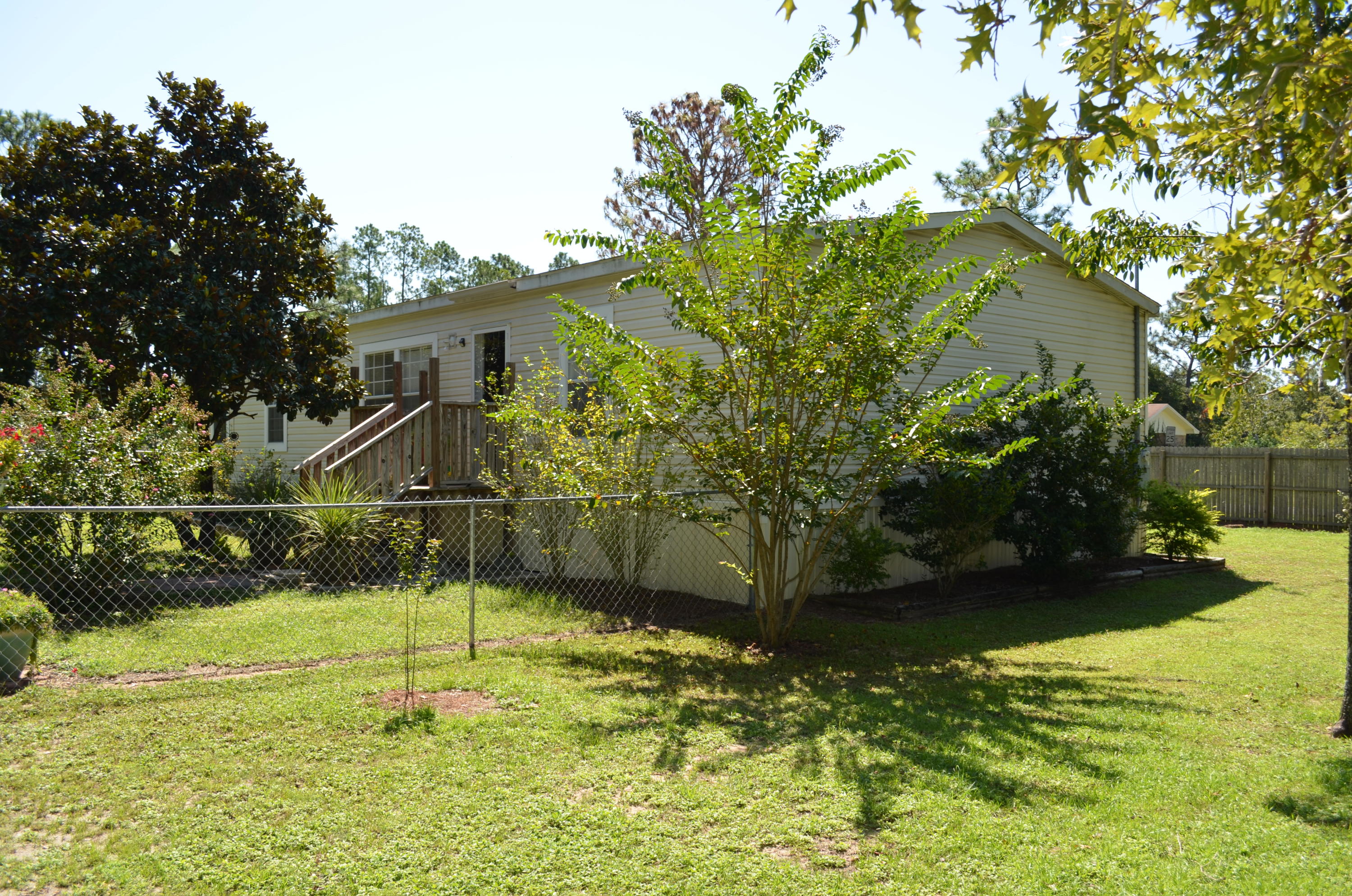 5865 Flamingo Road Crestview, FL 32539 - Photo 6 of 54 DSC_0136