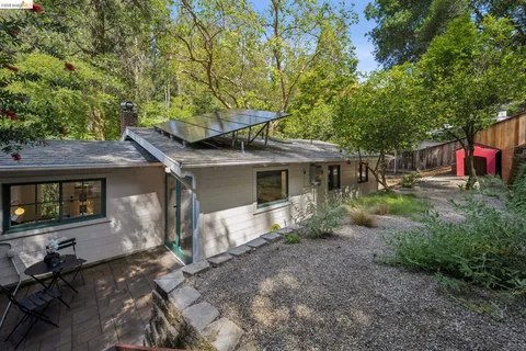 $899,000 | 6400 Pinehaven Road, Oakland, CA 94611